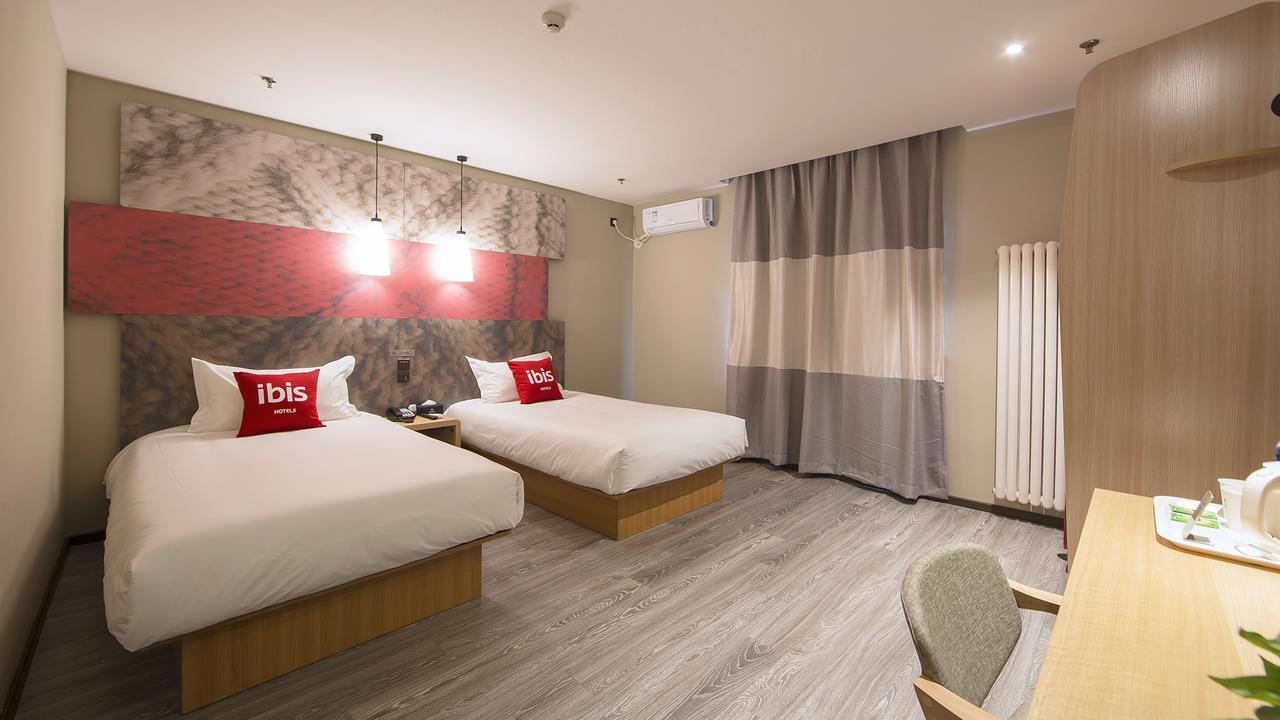 Ibis Beijing Tiantandongmen Metro Station Hotel Zewnętrze zdjęcie