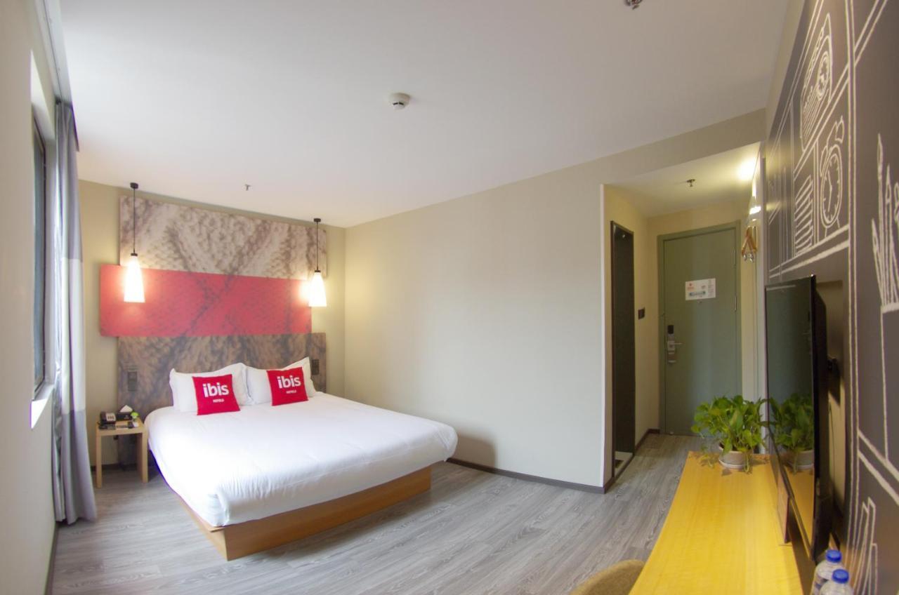 Ibis Beijing Tiantandongmen Metro Station Hotel Zewnętrze zdjęcie
